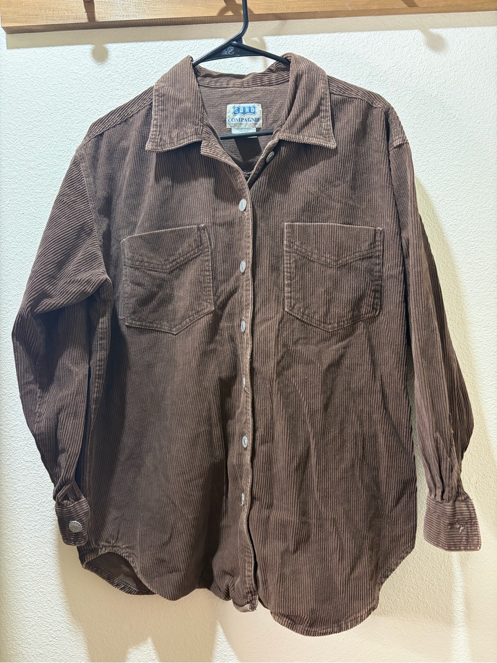 SOHO vintage Brown corduroy button-up shirt in size L